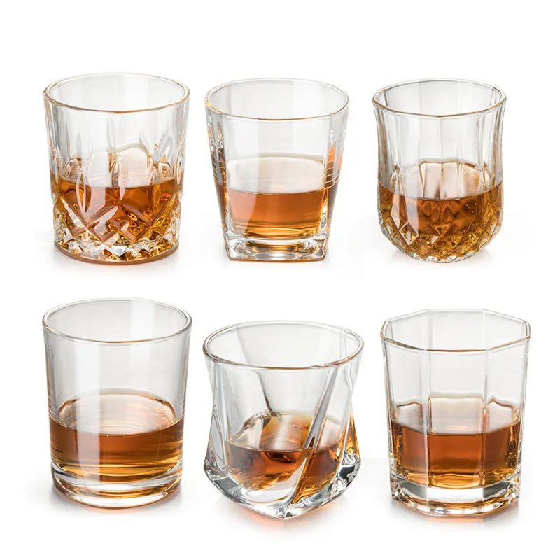 شفافة اليدوية كأس للنبيذ الأور - مراجعة Wine Beer And Spirits وسعره